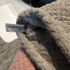 Serviette de bain en éponge corail avec motif ananas, ensemble absorbant et doux, conçu par eprolo, pour une absorption optimale.